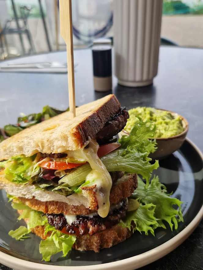 Rubar Cafe Brasserie - 2