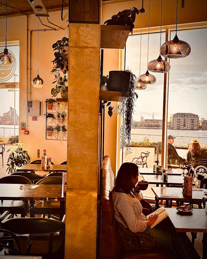Rubar Cafe Brasserie - 8