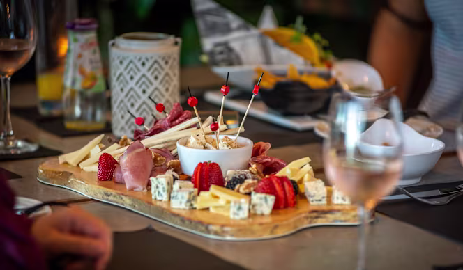 Enseada Food and Drinks - 4