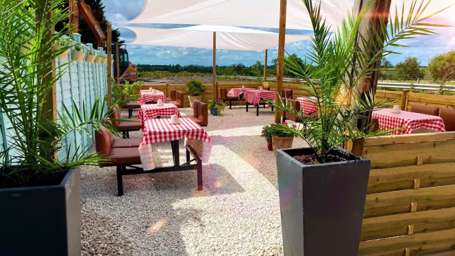 Six Hills Cafe' Bakery & Pizzeria - 0