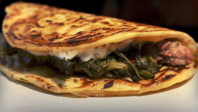 Tartan Scottish Pub - 1