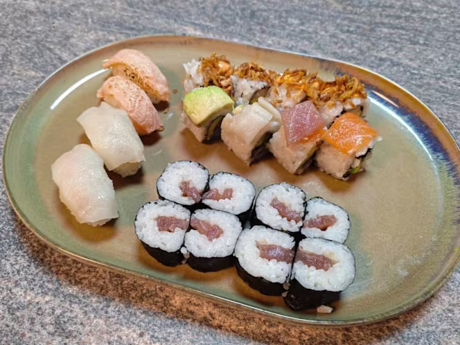 Qing Tian Ramen sushi buffet - 6