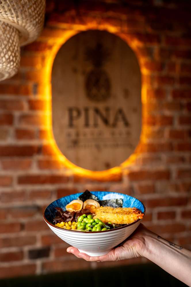 PINA Resto Bar Sushi & Ramen - 2
