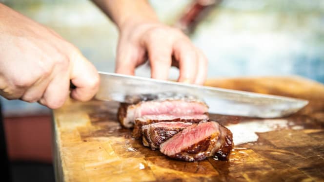 CEO baas van het vlees - 1