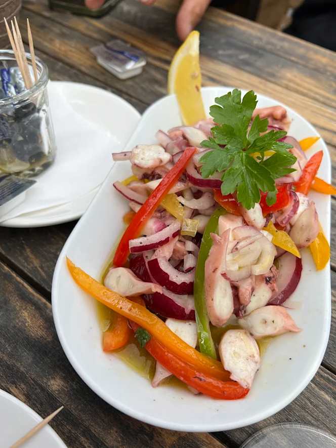 Dollis Grill - 7