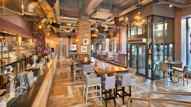 Slug & Lettuce Southampton - 8