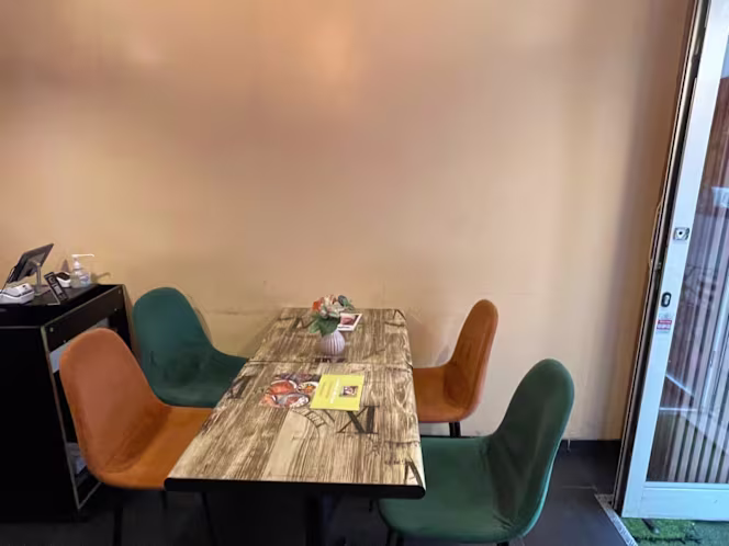 Coffee Shop Crêperie - 2