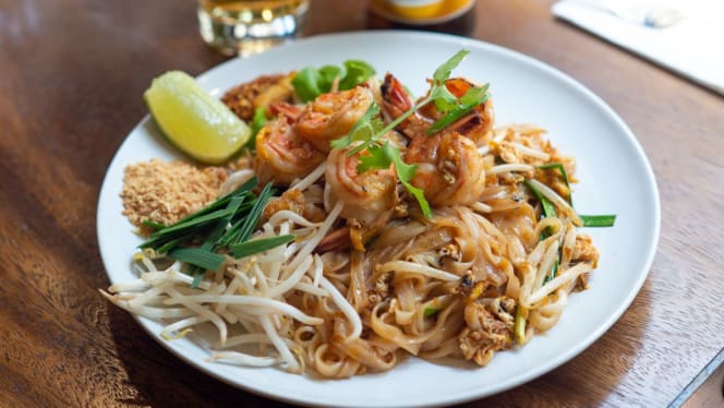 Ban Sue Thai & Wine House - Cuisine de Famille Thai - 9