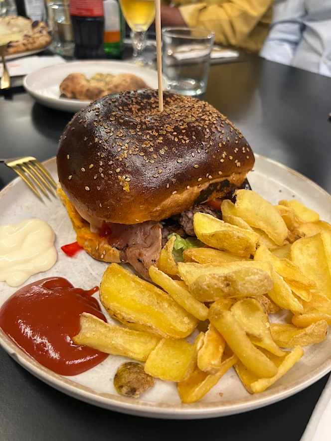 Mufasa Pizzeria Steakhouse - 2