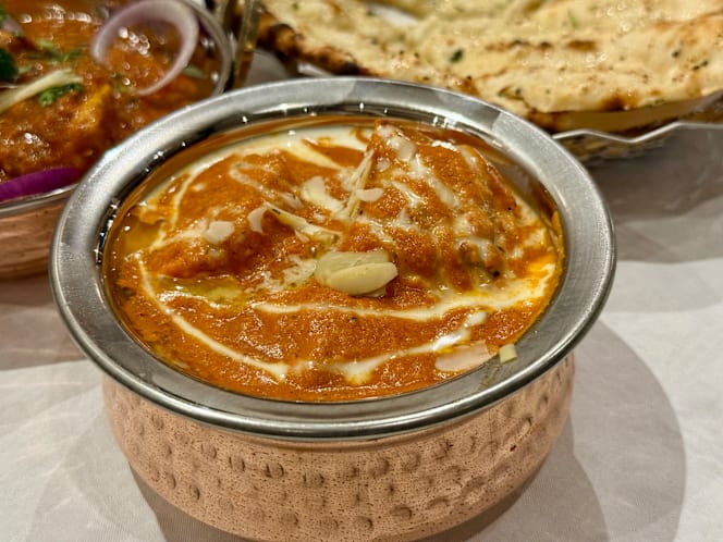 Darjeeling Indian & Nepalese Restaurant - 7