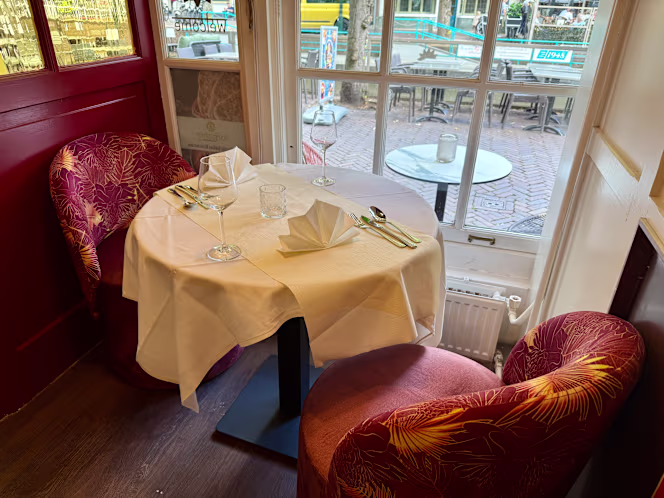 Darjeeling Indian & Nepalese Restaurant - 3