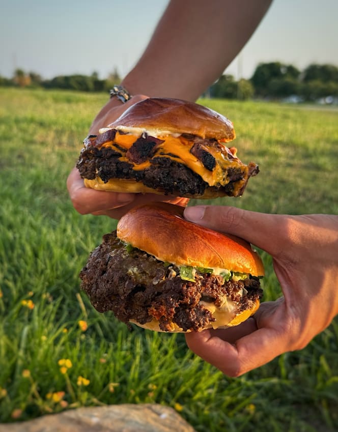 Valhalla Grill Burger Teatinos - 8