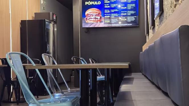 MBH Hamburguesería Braga - 8