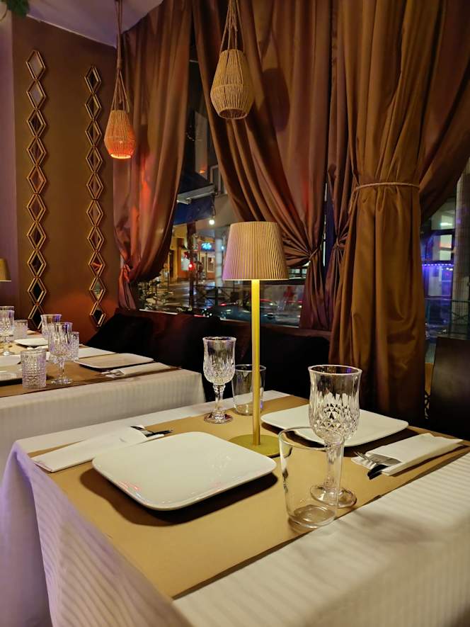 Qvevri - Restaurant - Paris