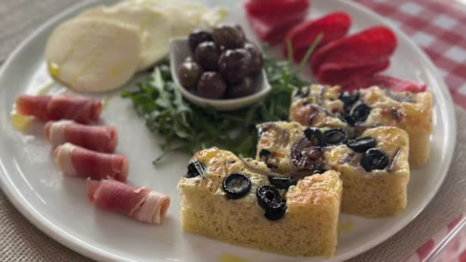 Bella Roma Pizzeria - 1