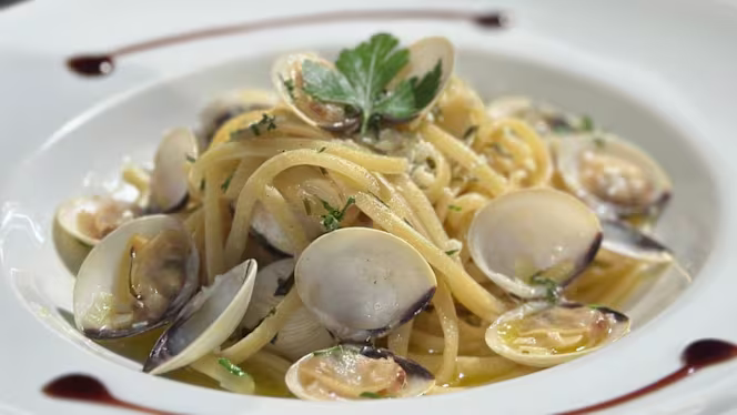 Bella Roma Pizzeria - 3