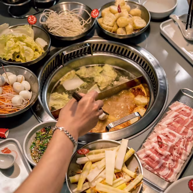 Lit Hot Pot - 9