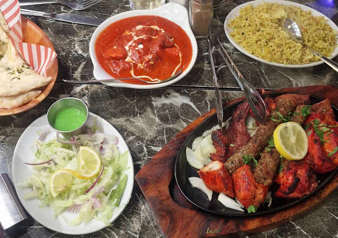 The Bumble Bees - Euston - 2