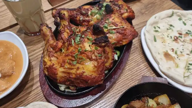 The Bumble Bees - Euston - 0