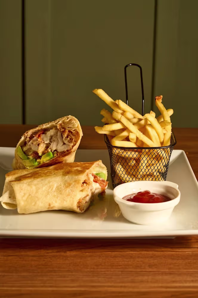 Esco drinks & bites - 6