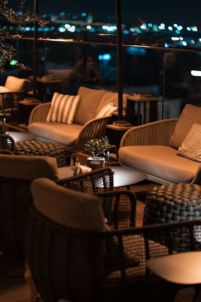 The Bank Roof Bar - 7