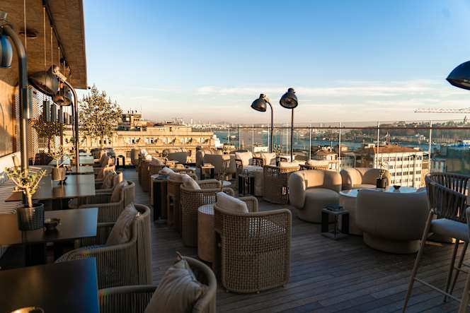 The Bank Roof Bar - Beyoglu - 3