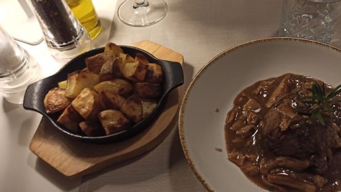 AmaBeef Steakhouse & Gintoneria - 0