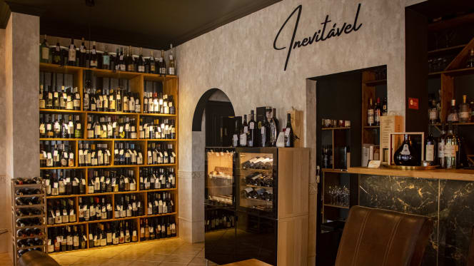 Inevitável Wine & Cocktail Bar - 2
