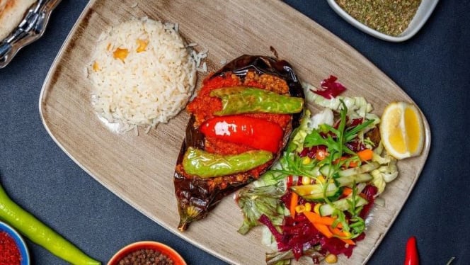 Med Bistro Restaurant - 1