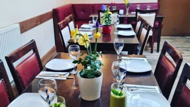 Med Bistro Restaurant - 6