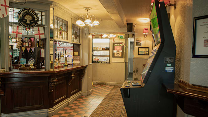 Saddle Inn Blackpool - 5