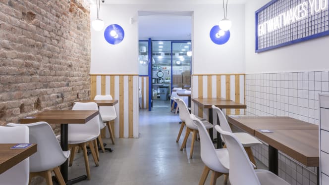 Healthy Poke Barcelona Jordi Girona - 2