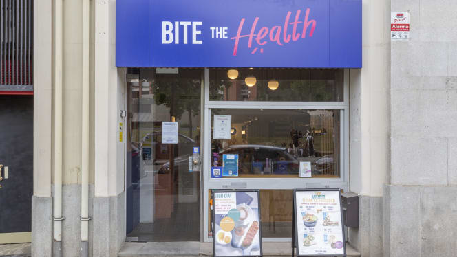 Healthy Poke Barcelona Jordi Girona - 0