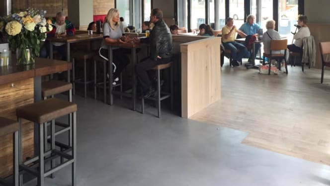 Grand Café Cheers - 4