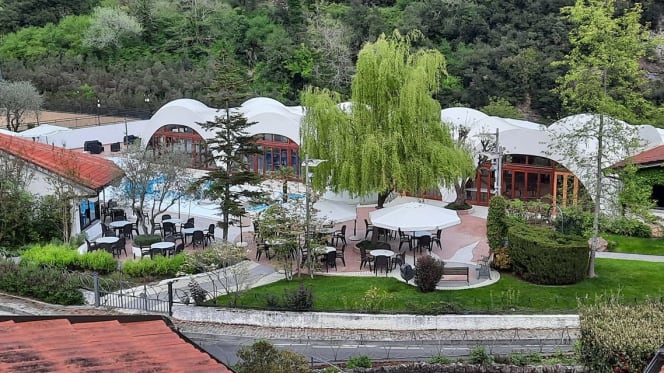 Hotel Lago Bin Restaurant - 0