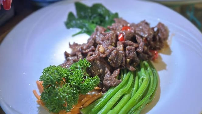 Mo Jasmine Restaurant - 8