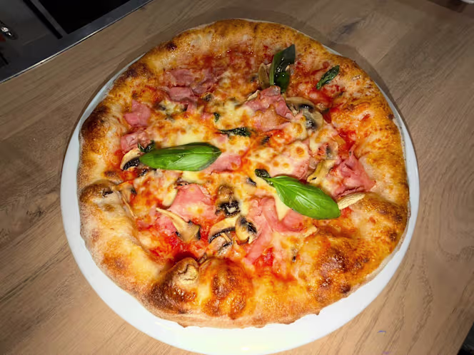 Yummy Pizza & Co - 7