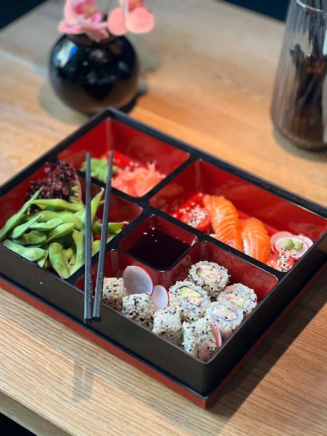 Yuki Sushi & Bowl - 9