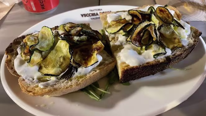 Trattoria Pizzeria Vecchia Roma - 9