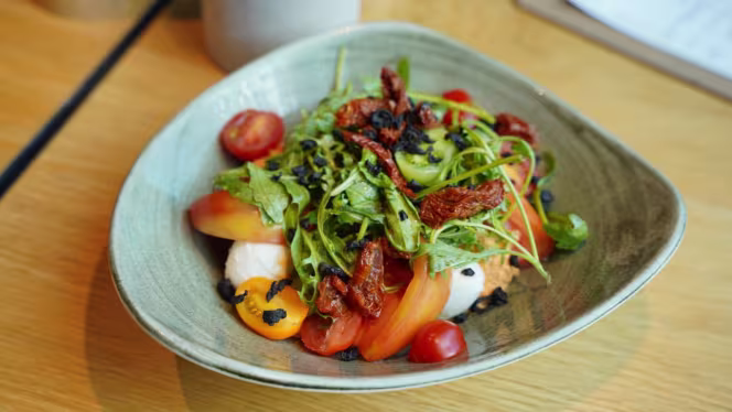 The Social Hub Restaurant & Bar Vienna - 1