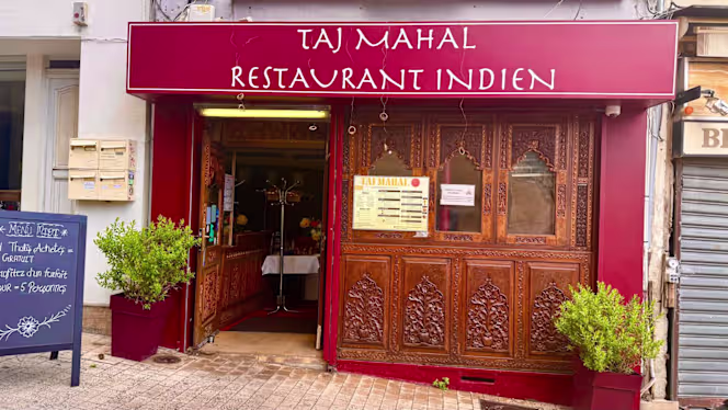 Taj Mahal - 0