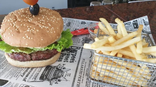 Farm Village - Smash Burguer & Cocktails - 3