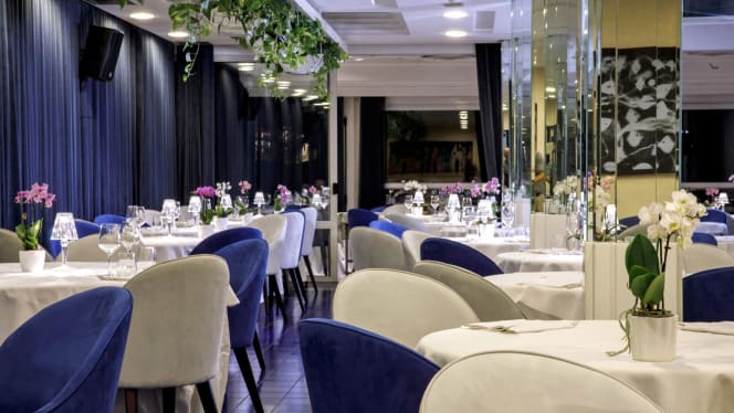 Ristorante White & Blue Riccione - 0