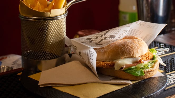 The Old Tower Pub - 7