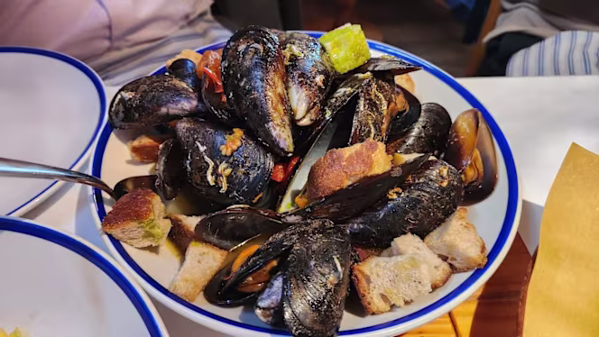 Emilio Osteria di Mare - 9