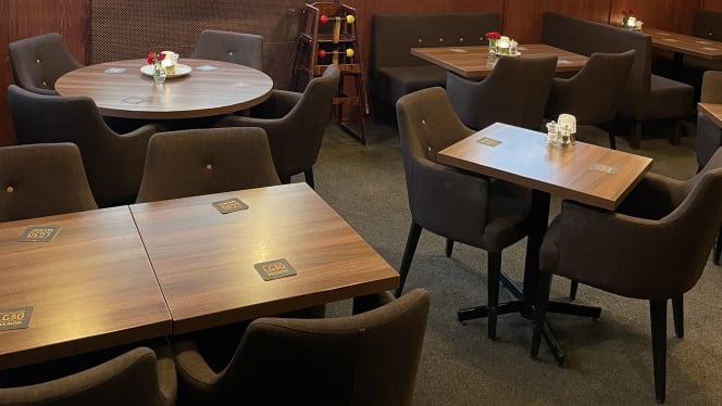 LG30/Lyckliga Gatan Bar & Matsal - 7