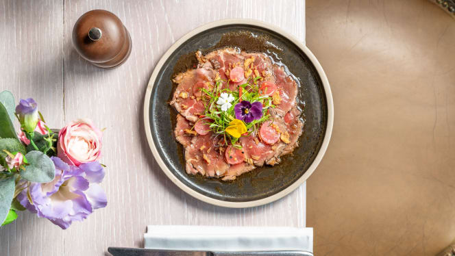 Victors Alderley Edge - 8