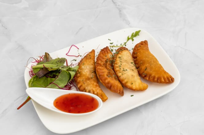 DEBY’S DELICE BISTRO - 2