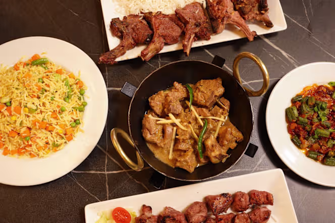 Yaran Restaurant - 4