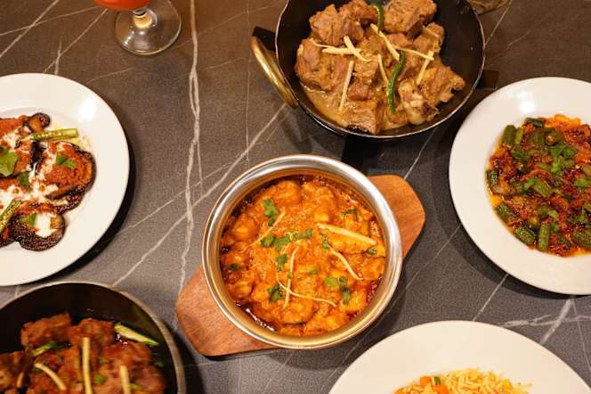 Yaran Restaurant - 1